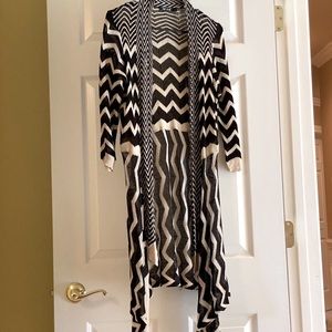 Cardigan Zara like open light weight style.Nic & Z